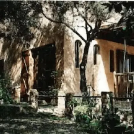 Vieux Rose Avec Acces Piscine Tatil Evi