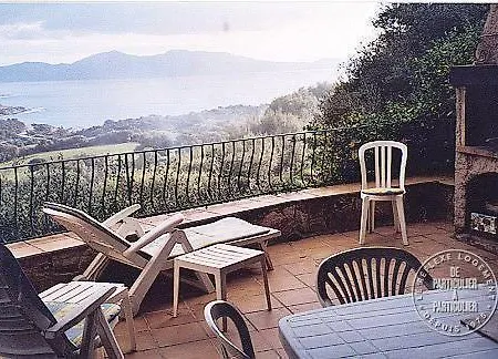 Vieux Rose Avec Acces Piscine *