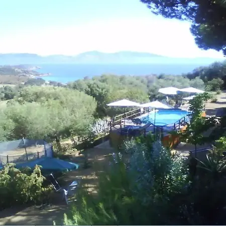 펜션 Vieux Rose Avec Acces Piscine Cargèse